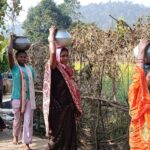 in the vilage of latehar the people using well water it makes people ill.